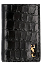 Load image into Gallery viewer, Printed leather card holder
