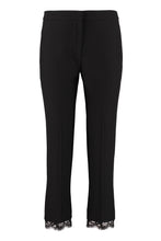 Load image into Gallery viewer, Crêpe pants with straight legs
