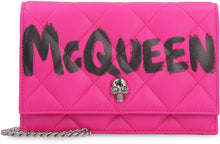 Load image into Gallery viewer, Skull quilted leather bag
