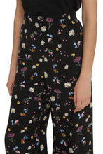 Load image into Gallery viewer, Printed silk pants
