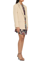 Load image into Gallery viewer, Single-breasted two-button jacket
