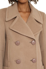 Load image into Gallery viewer, Double-breasted wool coat
