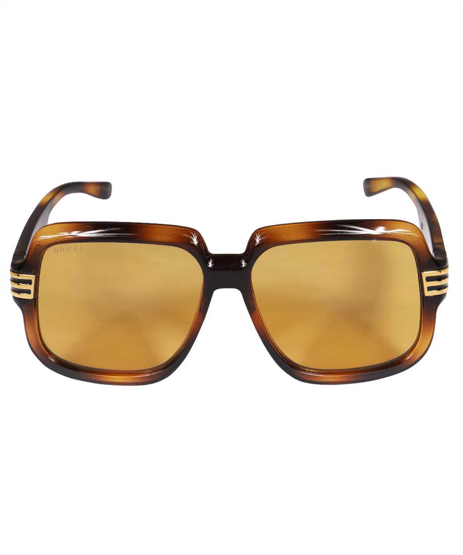 Oversize sunglasses