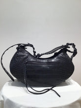 Load image into Gallery viewer, Le Cagole shoulder bag
