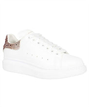 Load image into Gallery viewer, Larry leather sneakers
