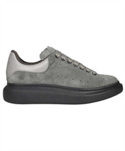 Load image into Gallery viewer, Larry suede sneakers
