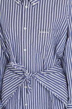 Load image into Gallery viewer, Button-down collar cotton shirt
