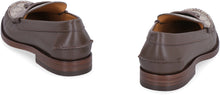 Load image into Gallery viewer, Leather loafers with decorative tassels
