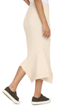 Load image into Gallery viewer, Ribbed knit skirt
