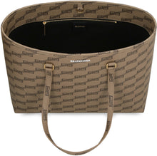 Load image into Gallery viewer, Signature tote bag
