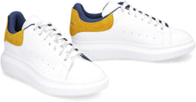 Load image into Gallery viewer, Leather chunky sneakers
