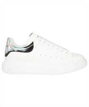 Load image into Gallery viewer, Larry leather sneakers
