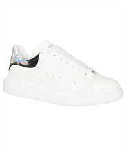 Load image into Gallery viewer, Larry leather sneakers
