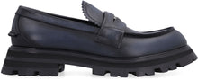 Load image into Gallery viewer, Seal Logo leather loafers
