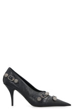 Load image into Gallery viewer, Cagole leather pumps
