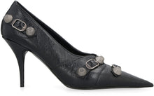 Load image into Gallery viewer, Cagole leather pumps
