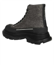 Load image into Gallery viewer, Tread Slick lace-up ankle boots
