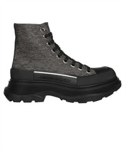 Load image into Gallery viewer, Tread Slick lace-up ankle boots
