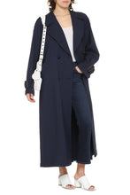 Load image into Gallery viewer, Double-breasted wool coat
