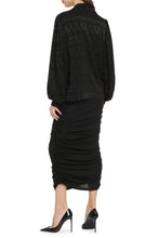 Load image into Gallery viewer, Silk shirt
