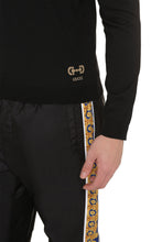 Load image into Gallery viewer, Long sleeve crew-neck sweater
