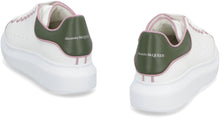 Load image into Gallery viewer, Larry leather low-top sneakers
