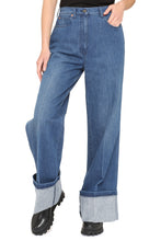 Load image into Gallery viewer, Wide-leg jeans
