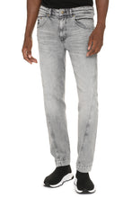 Load image into Gallery viewer, regular fit jeans
