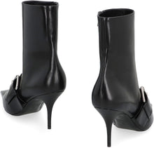 Load image into Gallery viewer, Knife 80 Leather ankle boots

