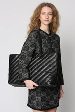Load image into Gallery viewer, Carry All Crush Leather tote
