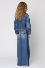 Load image into Gallery viewer, Denim jacket
