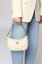Load image into Gallery viewer, GG Marmont quilted leather shoulder bag
