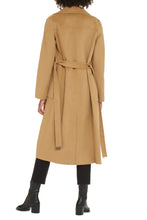 Load image into Gallery viewer, Wool blend coat
