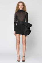 Load image into Gallery viewer, Wool shorts
