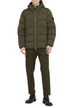 Load image into Gallery viewer, Hooded nylon down jacket
