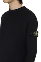 Load image into Gallery viewer, Fine-knit sweater
