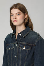 Load image into Gallery viewer, Denim jacket
