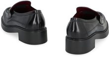 Load image into Gallery viewer, Leather loafers
