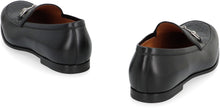 Load image into Gallery viewer, Leather loafers
