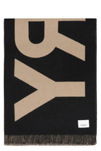 Load image into Gallery viewer, Wool scarf with logo intarsia
