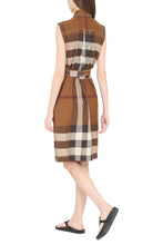 Load image into Gallery viewer, Checked cotton shirtdress
