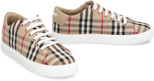 Load image into Gallery viewer, Checked motif sneakers
