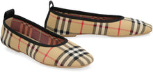 Load image into Gallery viewer, Vintage Check ballet flats
