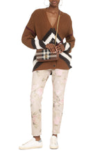Load image into Gallery viewer, Cashmere cardigan
