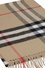 Load image into Gallery viewer, Checked cashmere scarf
