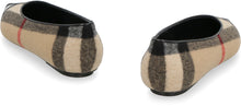 Load image into Gallery viewer, Pointy-toe ballet flats
