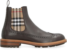 Load image into Gallery viewer, Leather Chelsea boots

