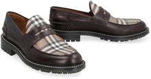 Load image into Gallery viewer, Leather loafers
