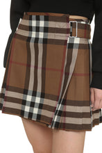 Load image into Gallery viewer, Check pattern wool skirt
