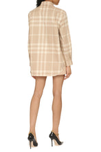 Load image into Gallery viewer, Button-down collar cotton shirt
